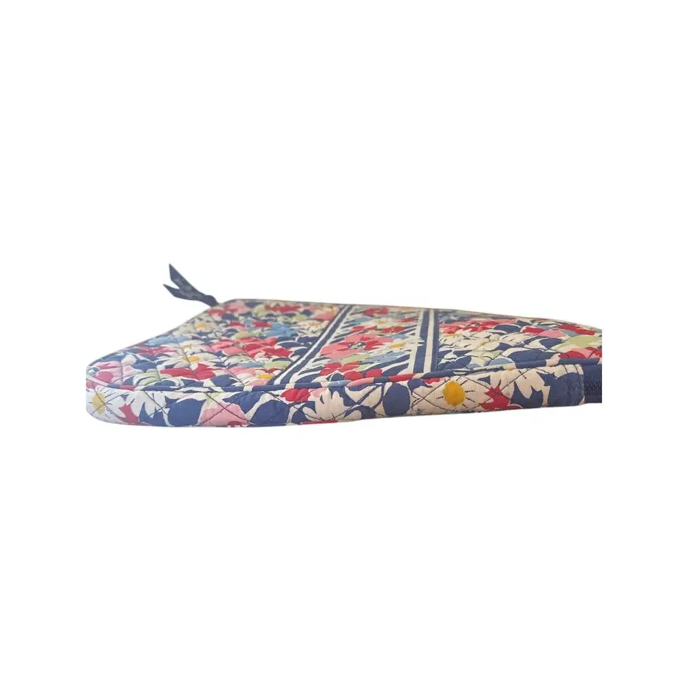 Vera Bradley Large Laptop Computer Case Sleeve Summer Cottage Retired Pattern